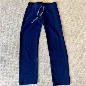 Figs Livingston Basic Scrub Pants Navy